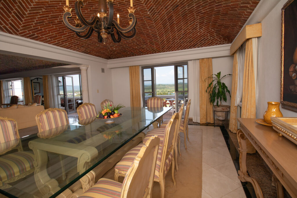 Suite Gobernador Grand Isla Navidad Resort