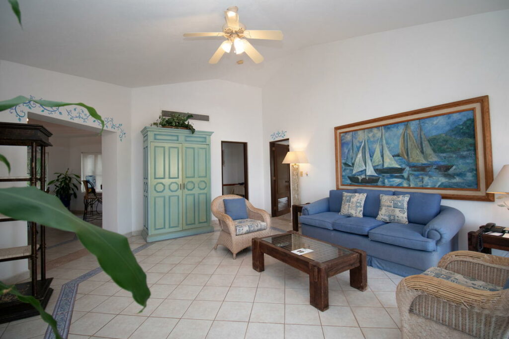 Suite de la Marina Grand Isla Navidad Resort